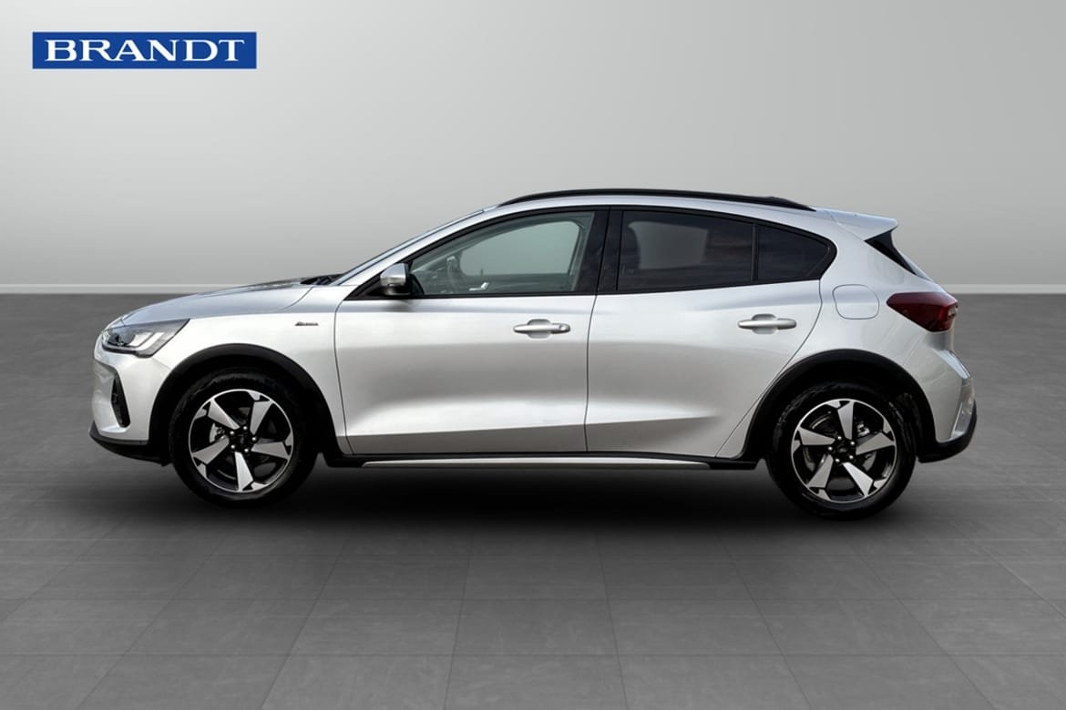 Ford Focus 2023, bild 3/9