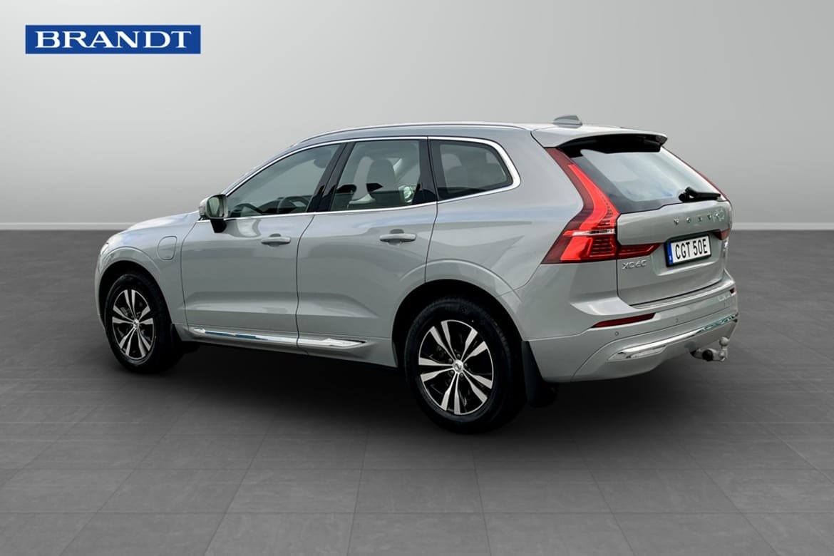 Volvo XC60 T6 Core Nordic Edition 2025, bild 2/9