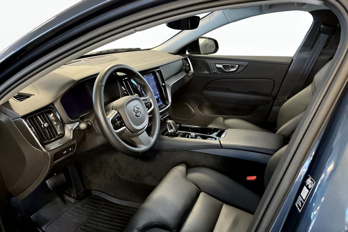 Volvo V60 T6 Plus Dark Nordic Edition 2026, bild 5/9