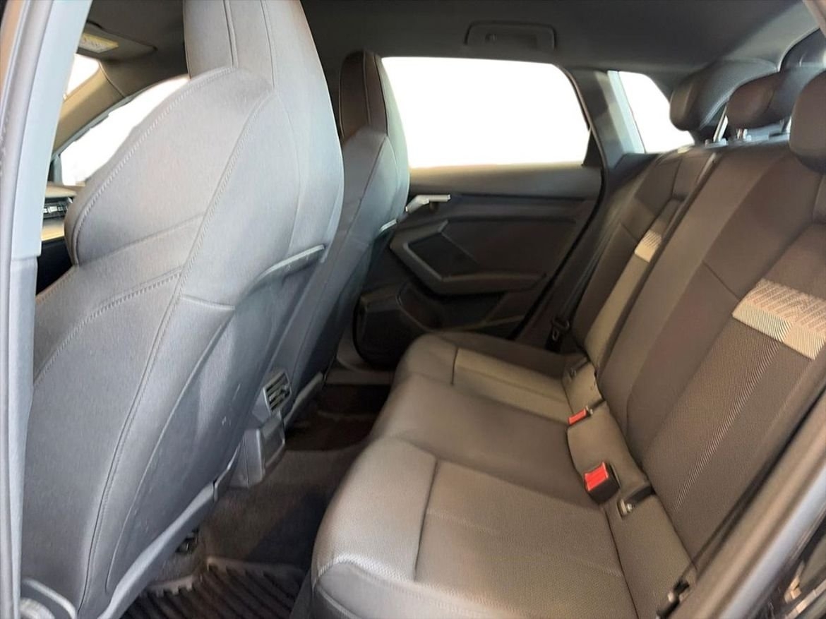 Audi A3 35 TFSI PROLINE 150 HK Automat 2024, kuva 7/8