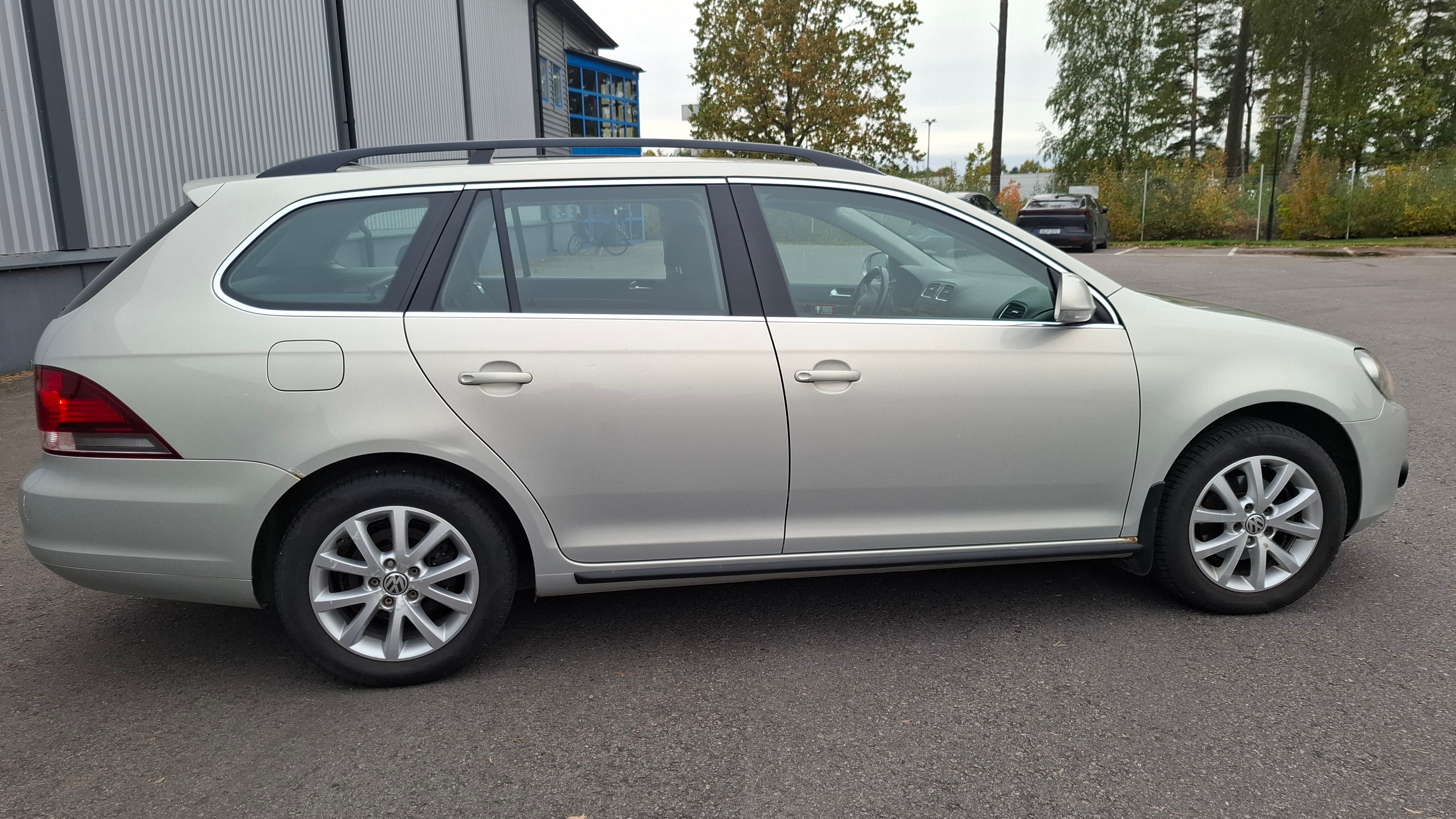 Volkswagen Golf 2010, bild 6/10