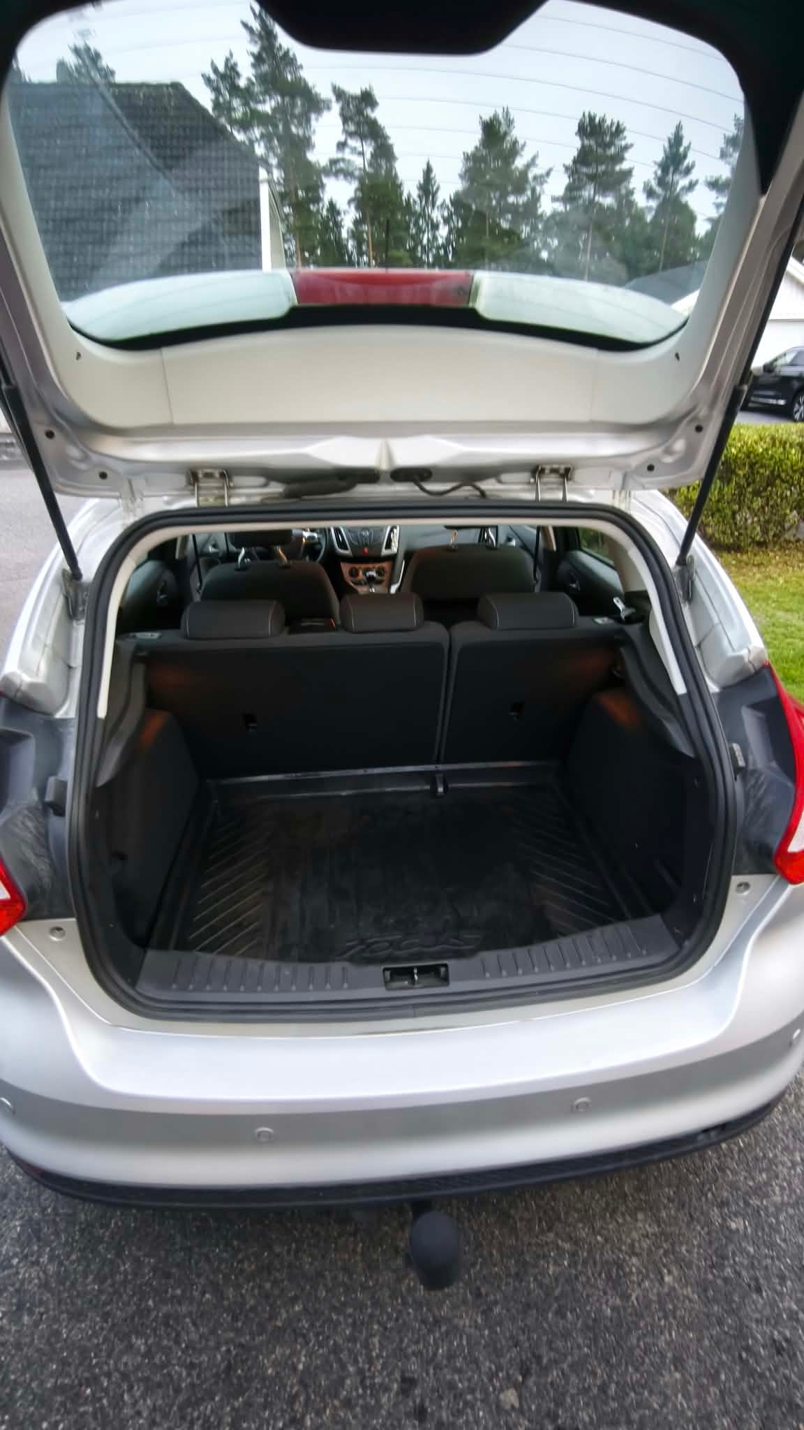 Ford Focus 1.6 TDCi Manuell 2014, bild 5/8