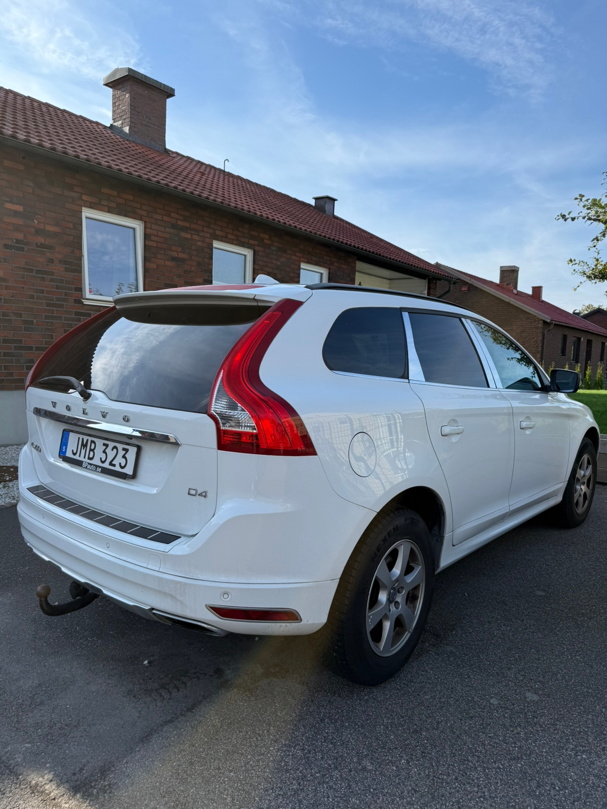 Volvo XC60 D4 Manuell 2014, bild 2/4