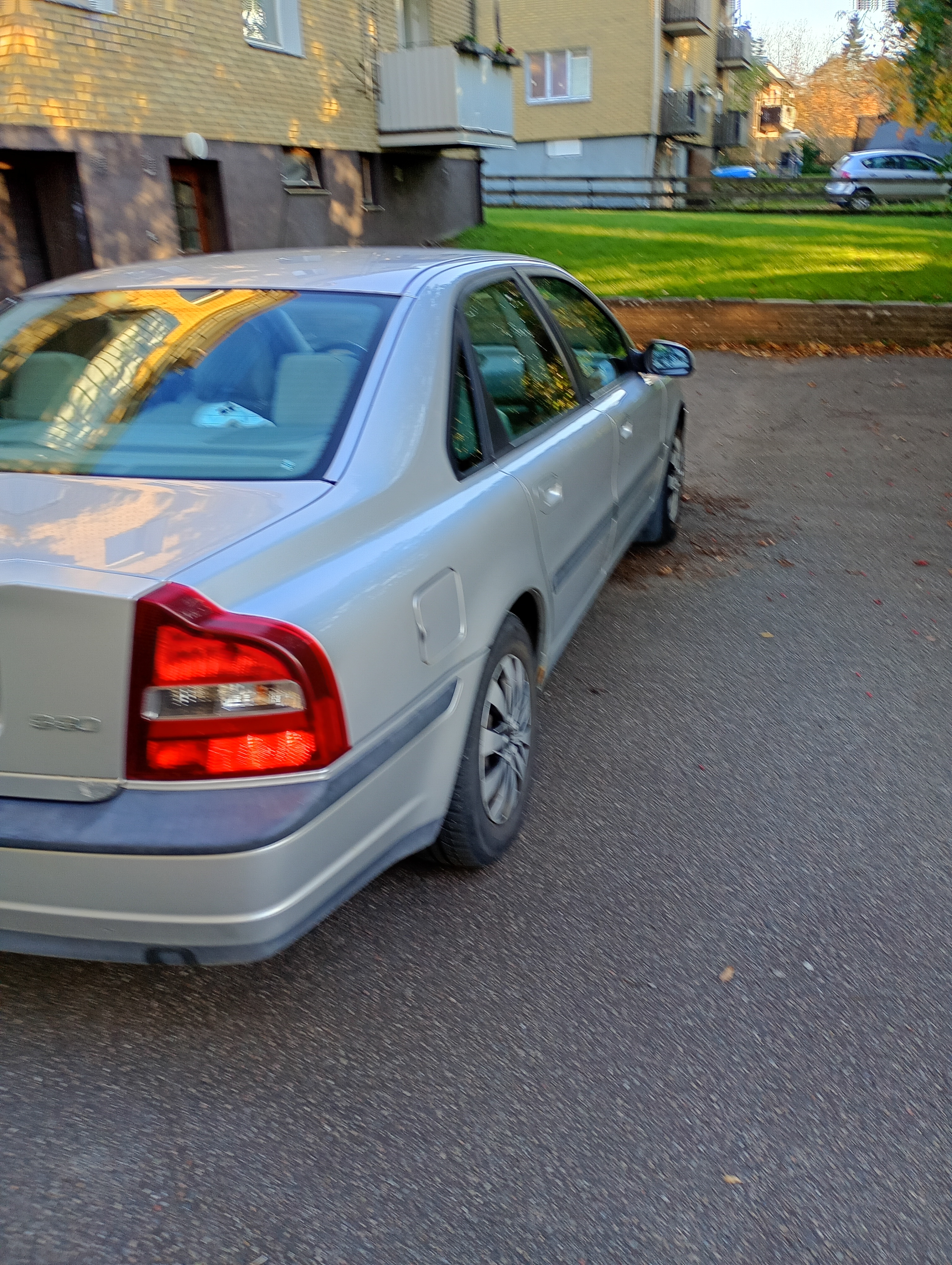 Volvo S80 2.4 Manuell 2001, photo 5/7
