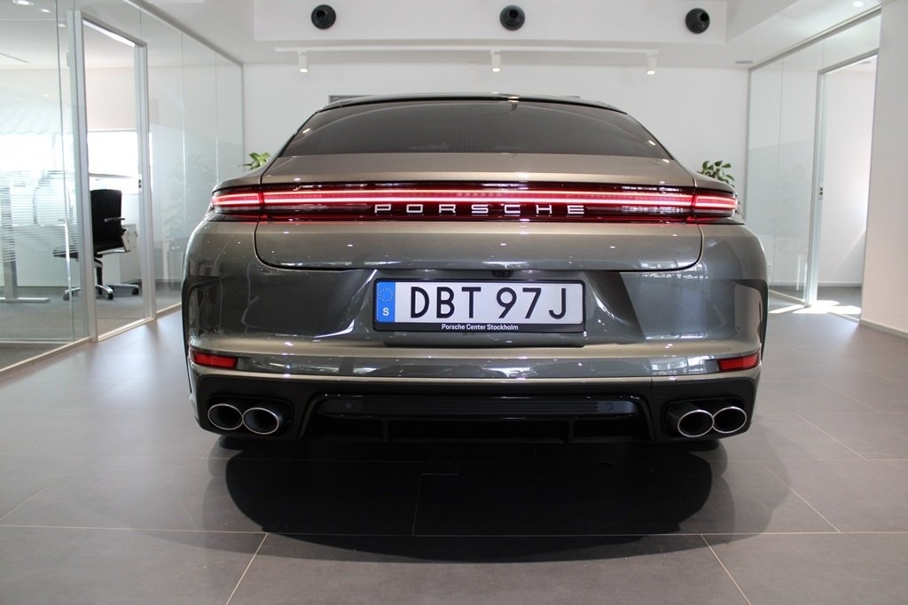 Porsche Panamera 4 E-Hybrid 2026, bild 4/10