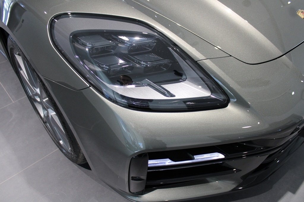 Porsche Panamera 4 E-Hybrid 2026, bild 7/10