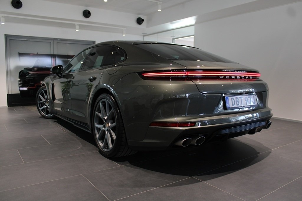 Porsche Panamera 4 E-Hybrid 2026, bild 2/10