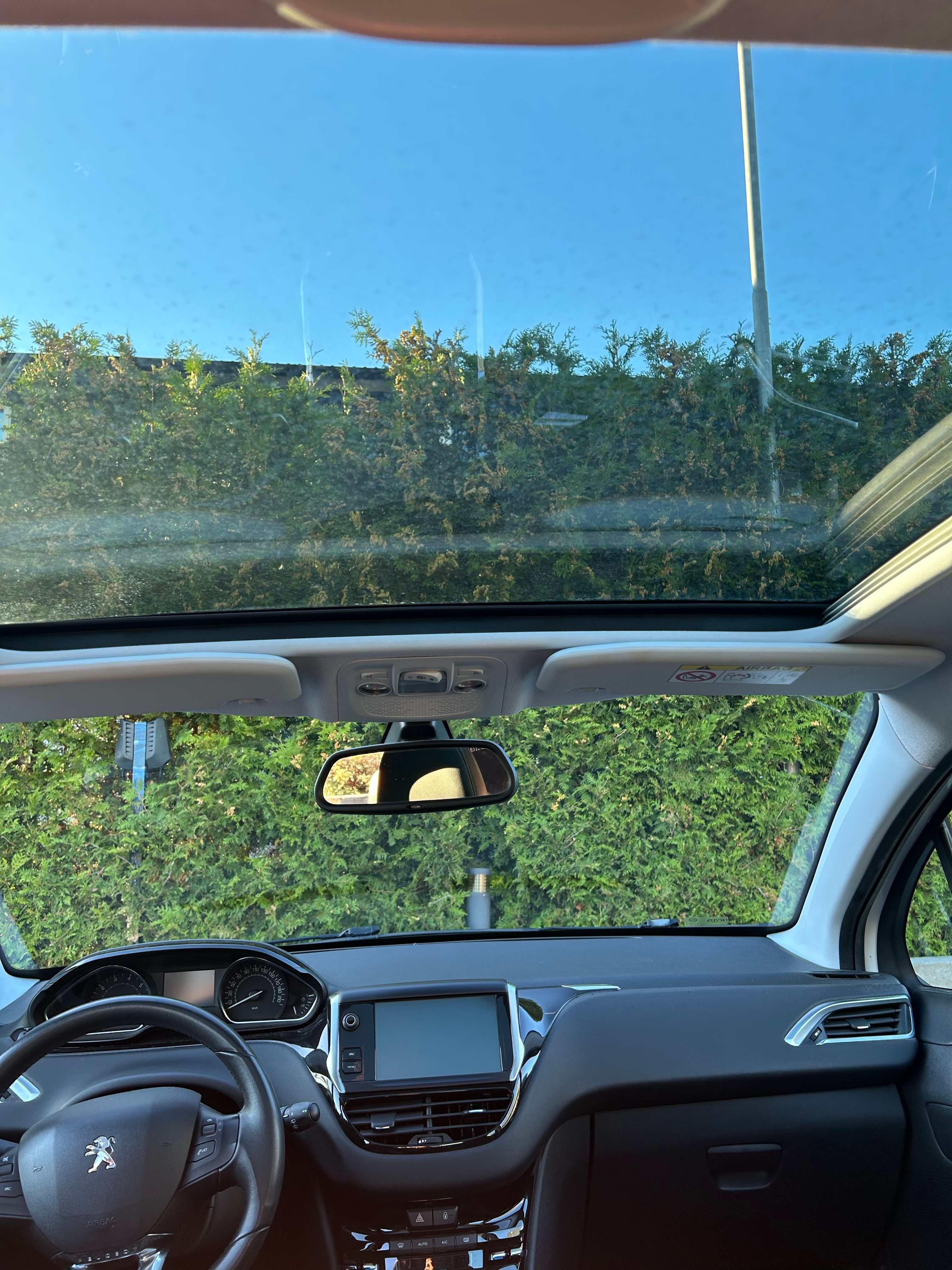 Peugeot 208 5-dörrar 1.6 VTi 120 Manuell 2014, bild 6/7