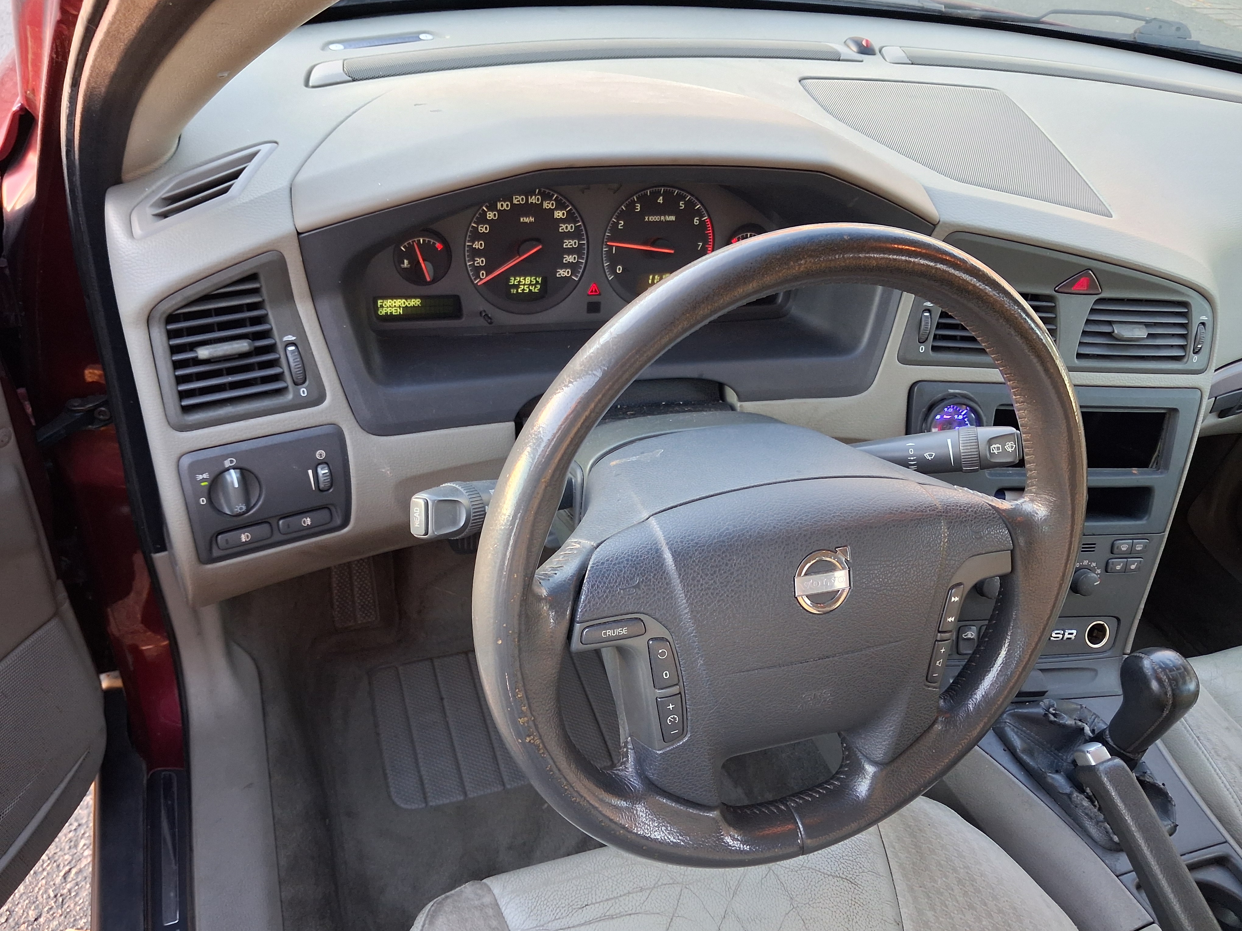 Volvo V70 2.4T Manuell, 350hk 2003, photo 2/10