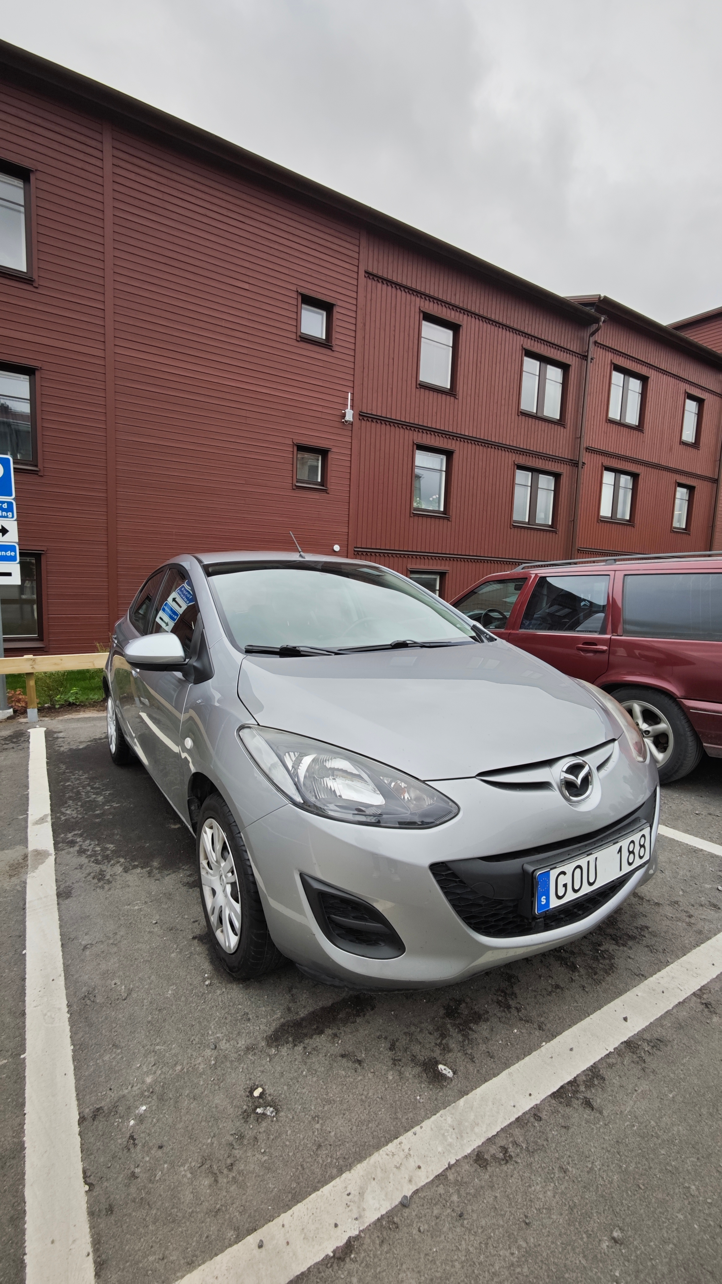 Mazda 2