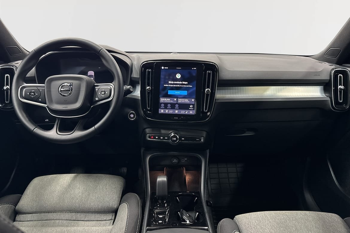 Volvo XC40 B3 FWD Bensin Plus Dark 2025, kuva 6/10
