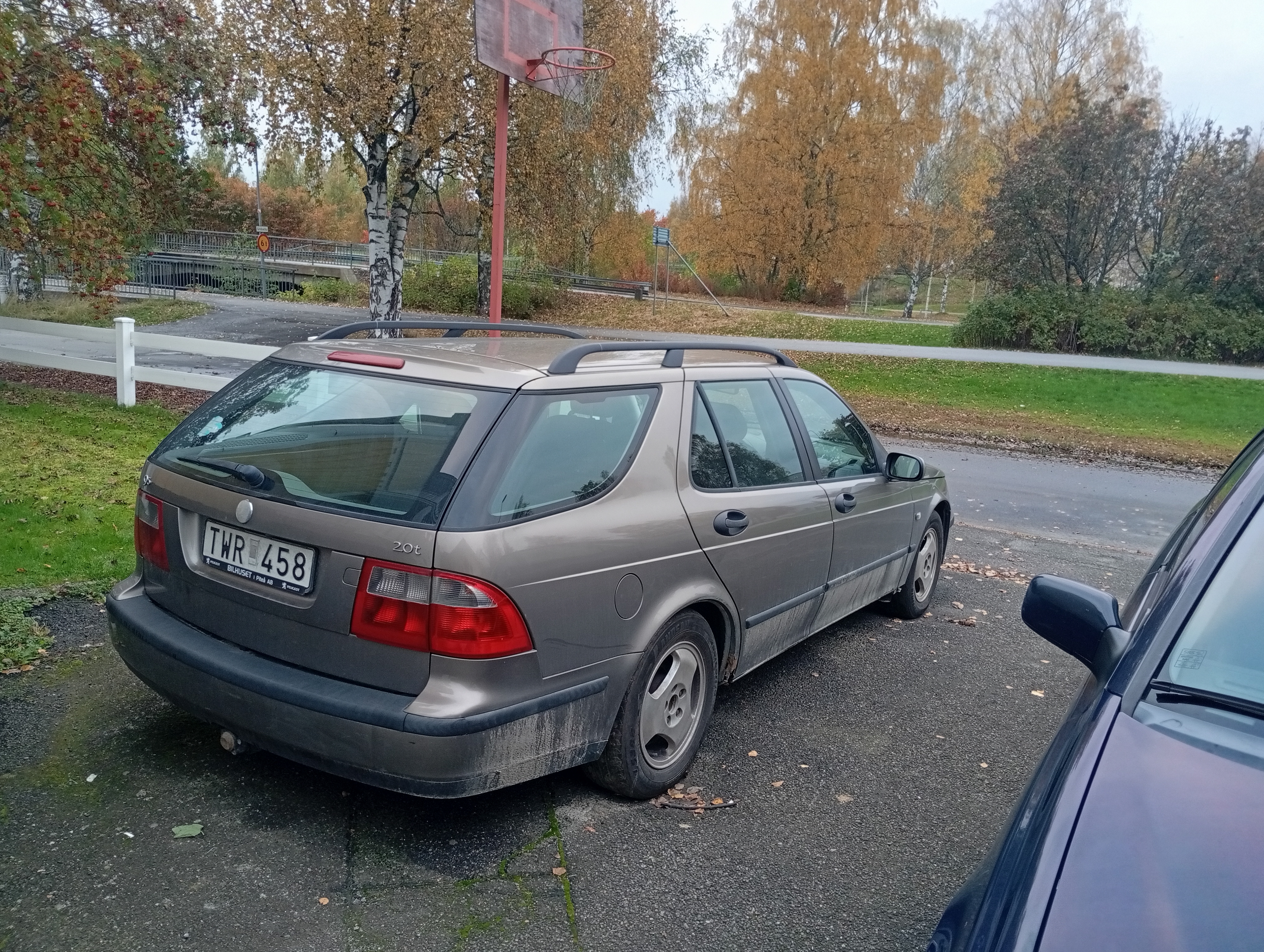 Saab 9-5 SportCombi 2.0 T Automatisk 2003, bild 2/6