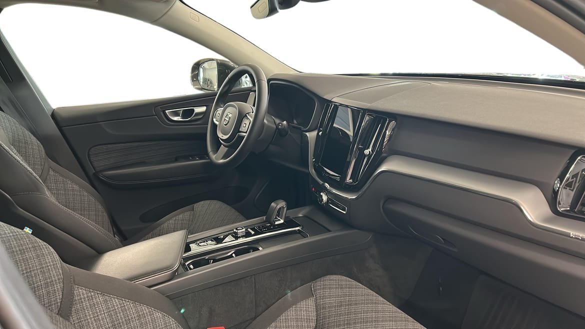 Volvo XC60 Recharge T6 Core Edition 2023, bild 5/10