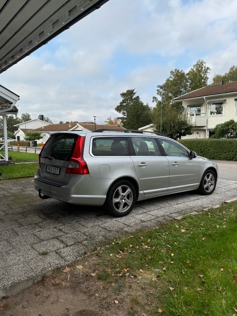 Volvo V70 D3 Manuell 2012, kuva 3/4