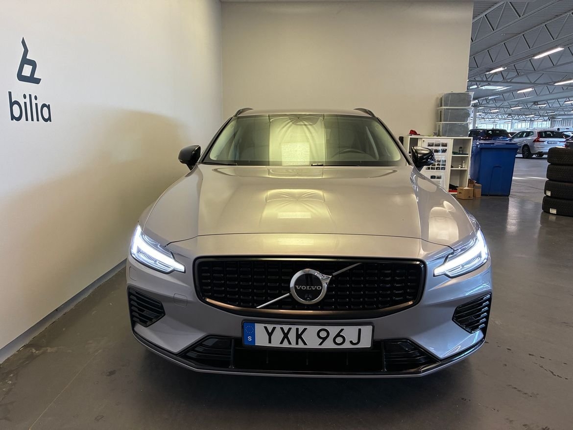 Volvo V60 T6 Plus Dark Nordic Edition 2026, bild 2/10