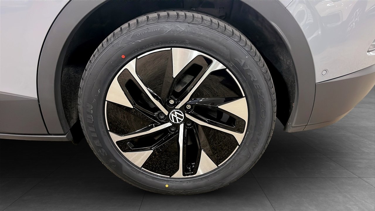 Volkswagen ID.4 2023, photo 6/10