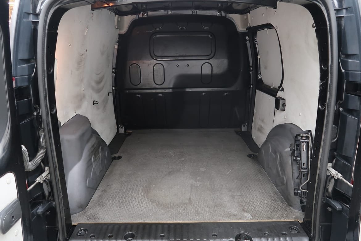 Nissan NV250 2.0t 1.5 dCi 95hk 2021, photo 4/10