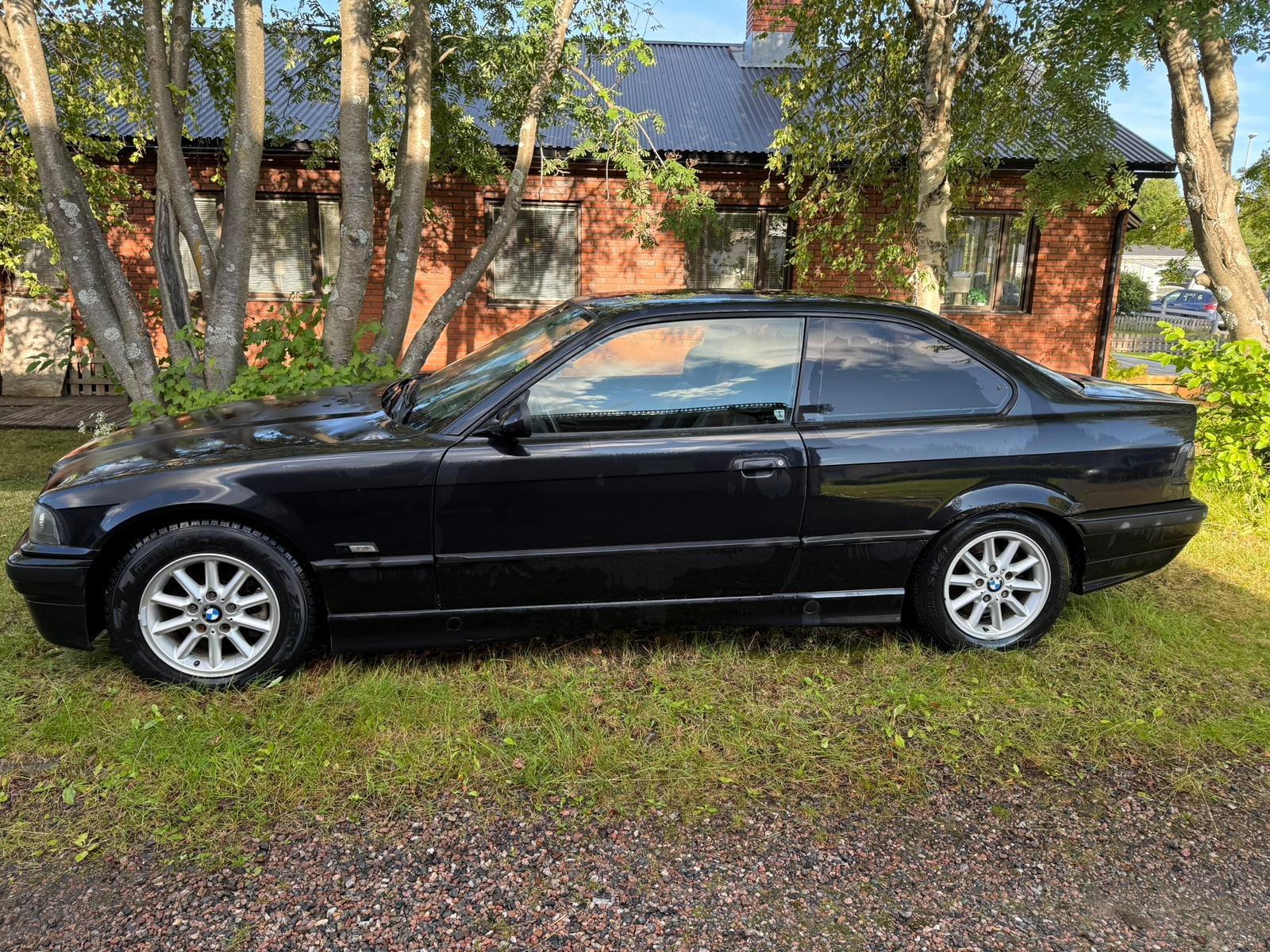 BMW 325
