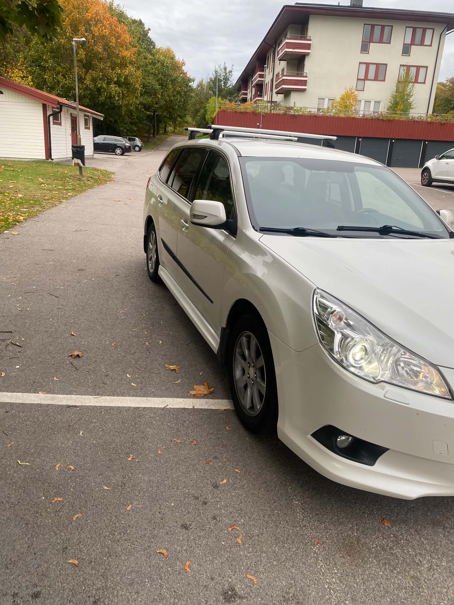 Subaru Legacy Wagon 2.0 4WD Lineartronic 2010, bild 4/6