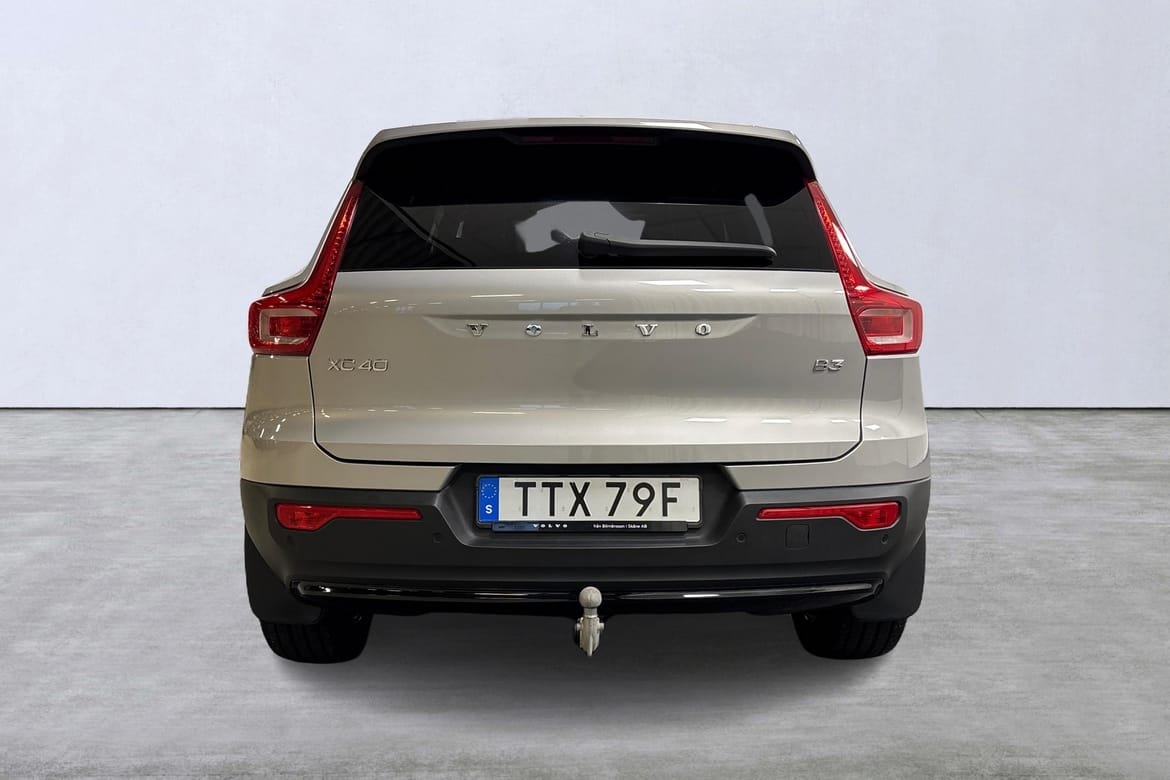 Volvo XC40 B3 FWD Bensin Plus Dark 2025, bild 5/10