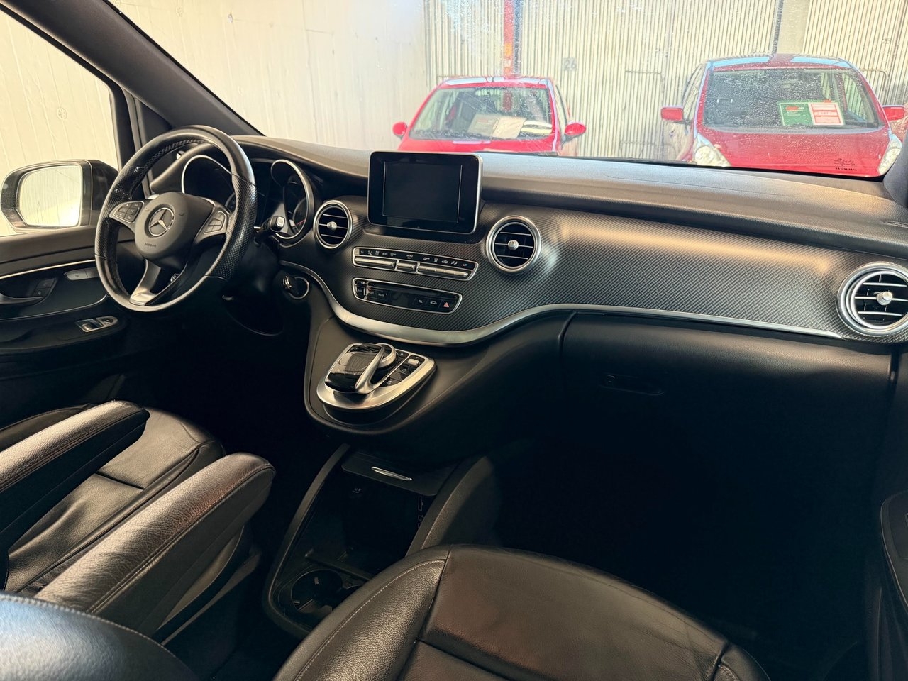 Mercedes-Benz V 2017, bild 7/10
