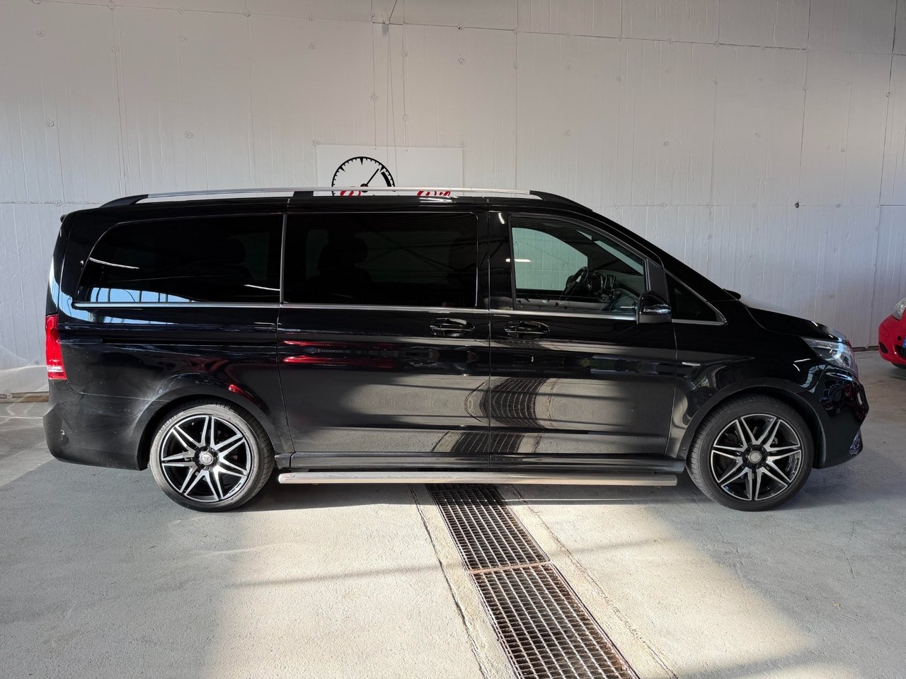 Mercedes-Benz V 2017, bild 5/10