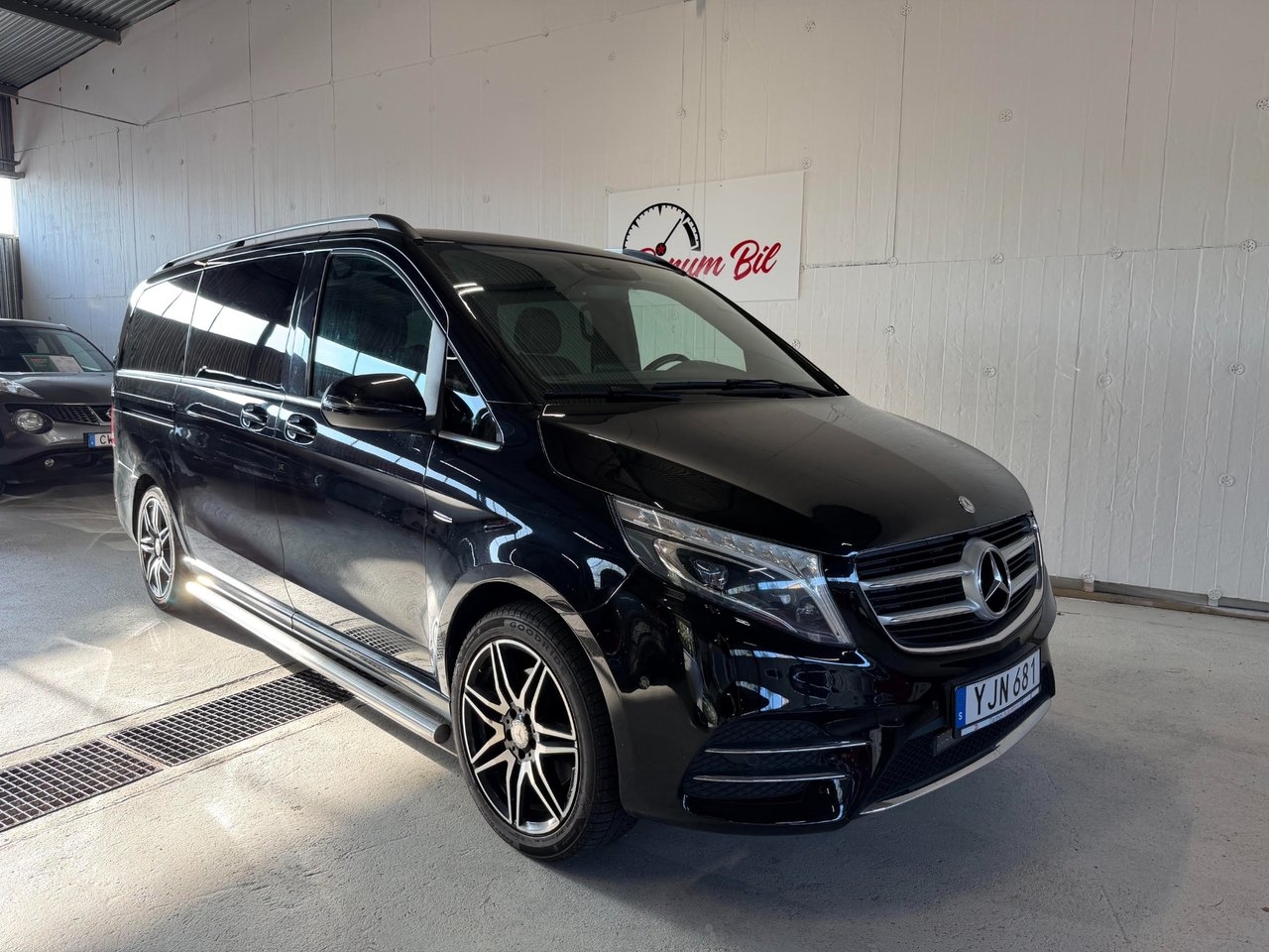 Mercedes-Benz V