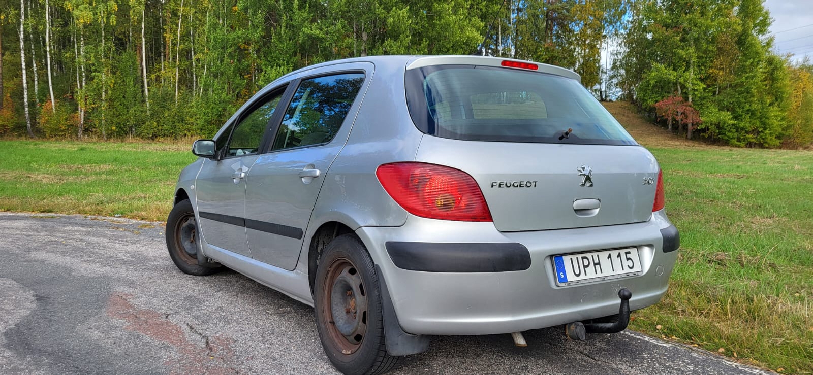 Peugeot 307 5-dörrar 1.6 Manuell 2004, bild 2/6