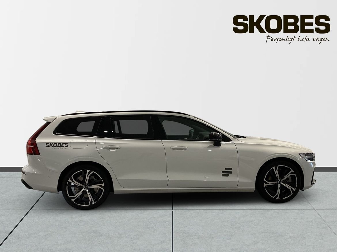 Volvo V60 T6 Plus Dark Nordic Edition 2026, bild 5/10