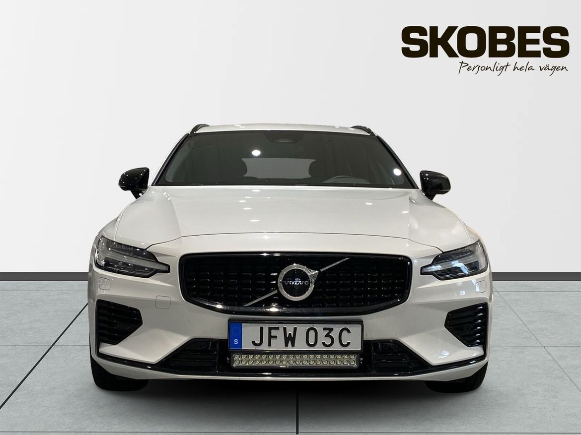 Volvo V60 T6 Plus Dark Nordic Edition 2026, bild 2/10