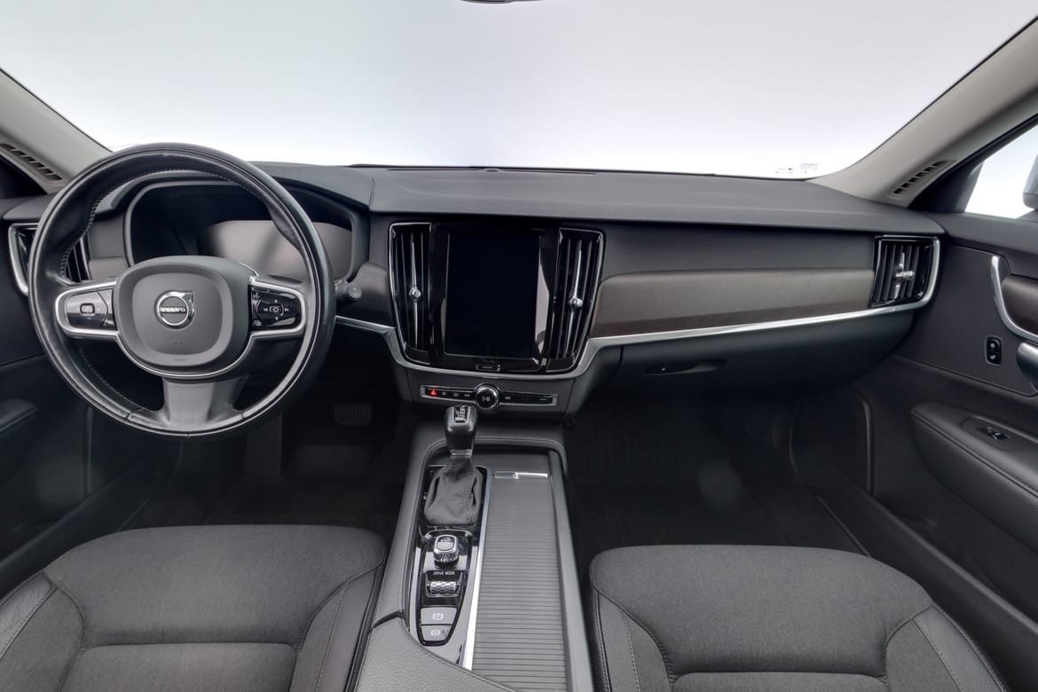 Volvo V90 Cross Country 2018, photo 7/10