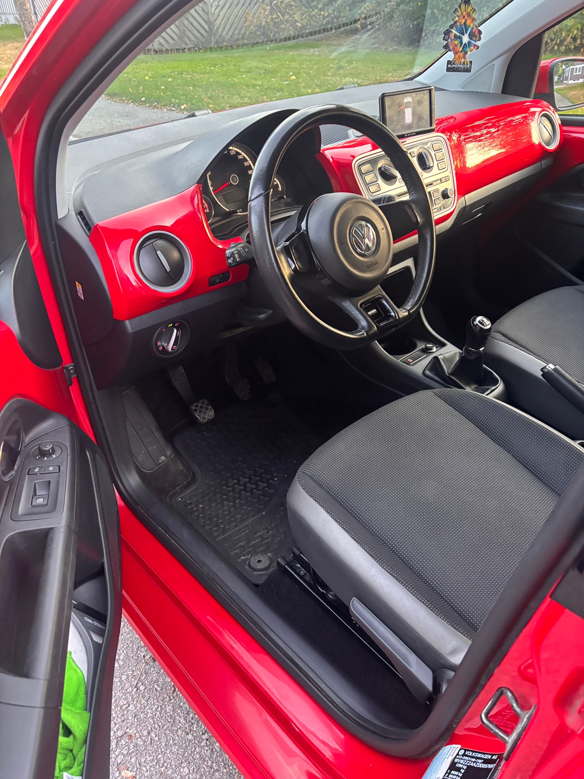 Volkswagen UP! 2013, kuva 7/10