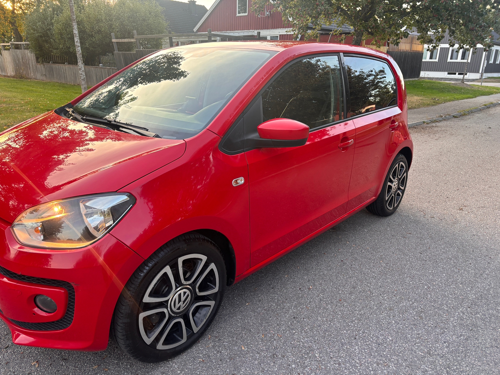 Volkswagen UP! 2013, kuva 3/10