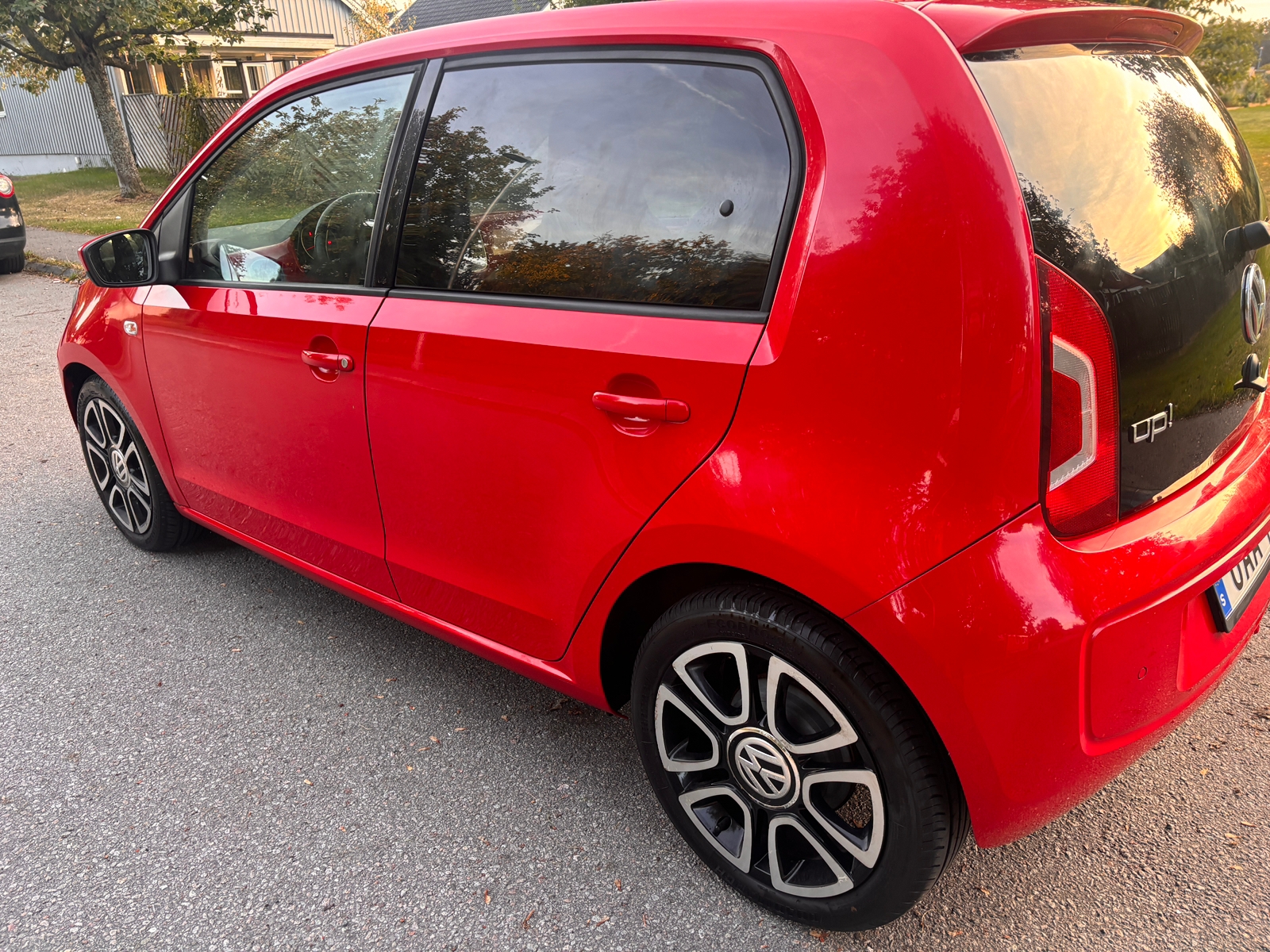 Volkswagen UP! 2013, kuva 4/10