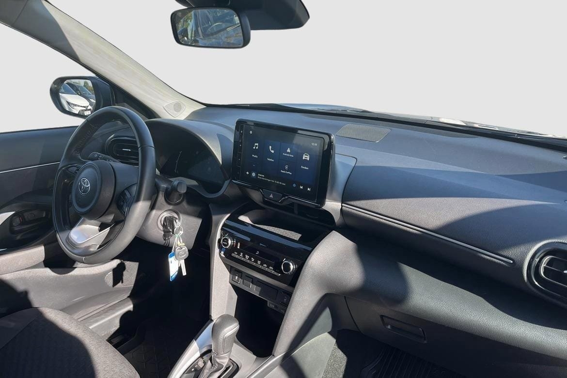 Toyota Yaris Cross 2025, bild 7/10