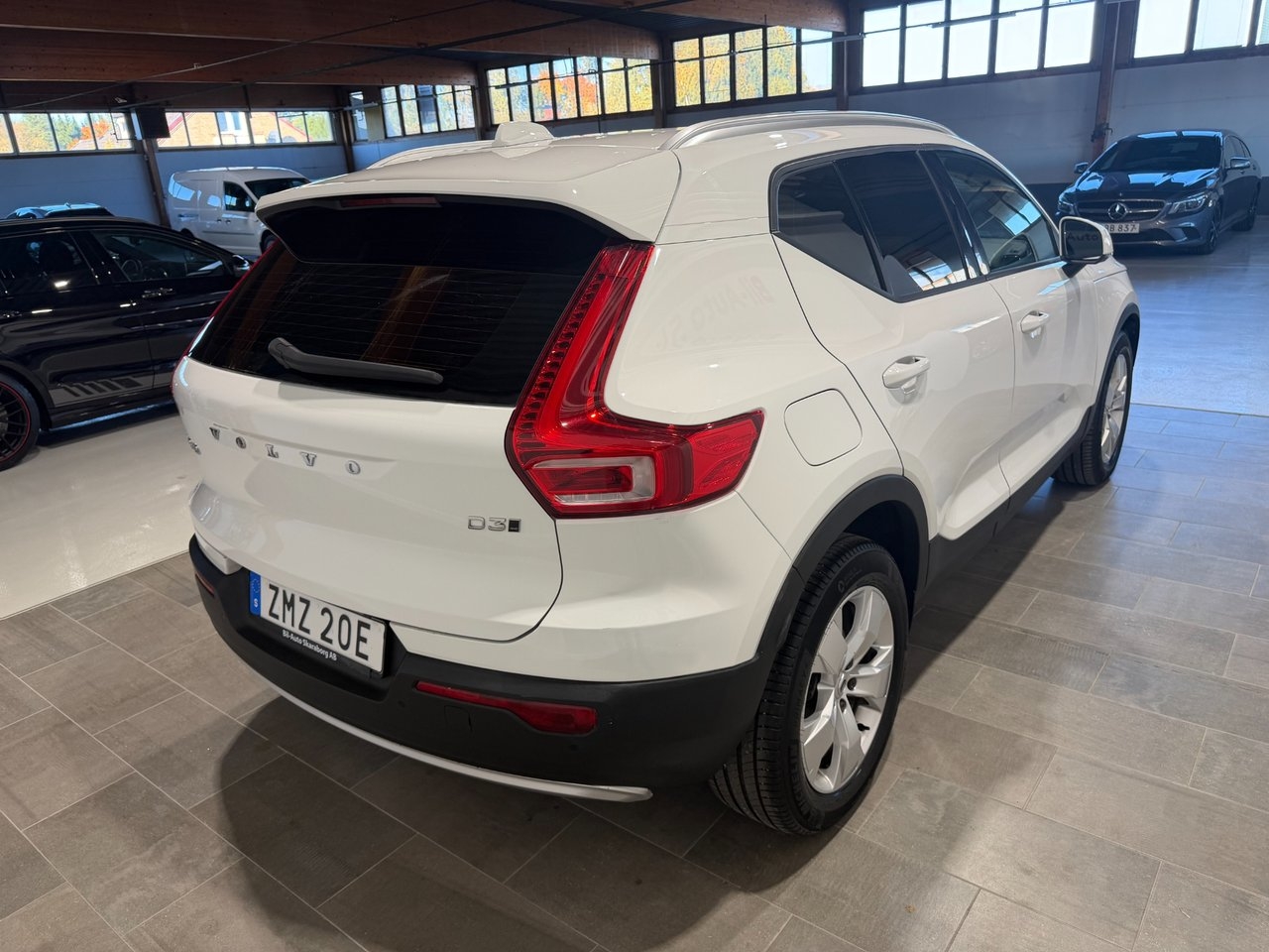Volvo XC40 D3 AWD Momentum 2020, photo 6/10
