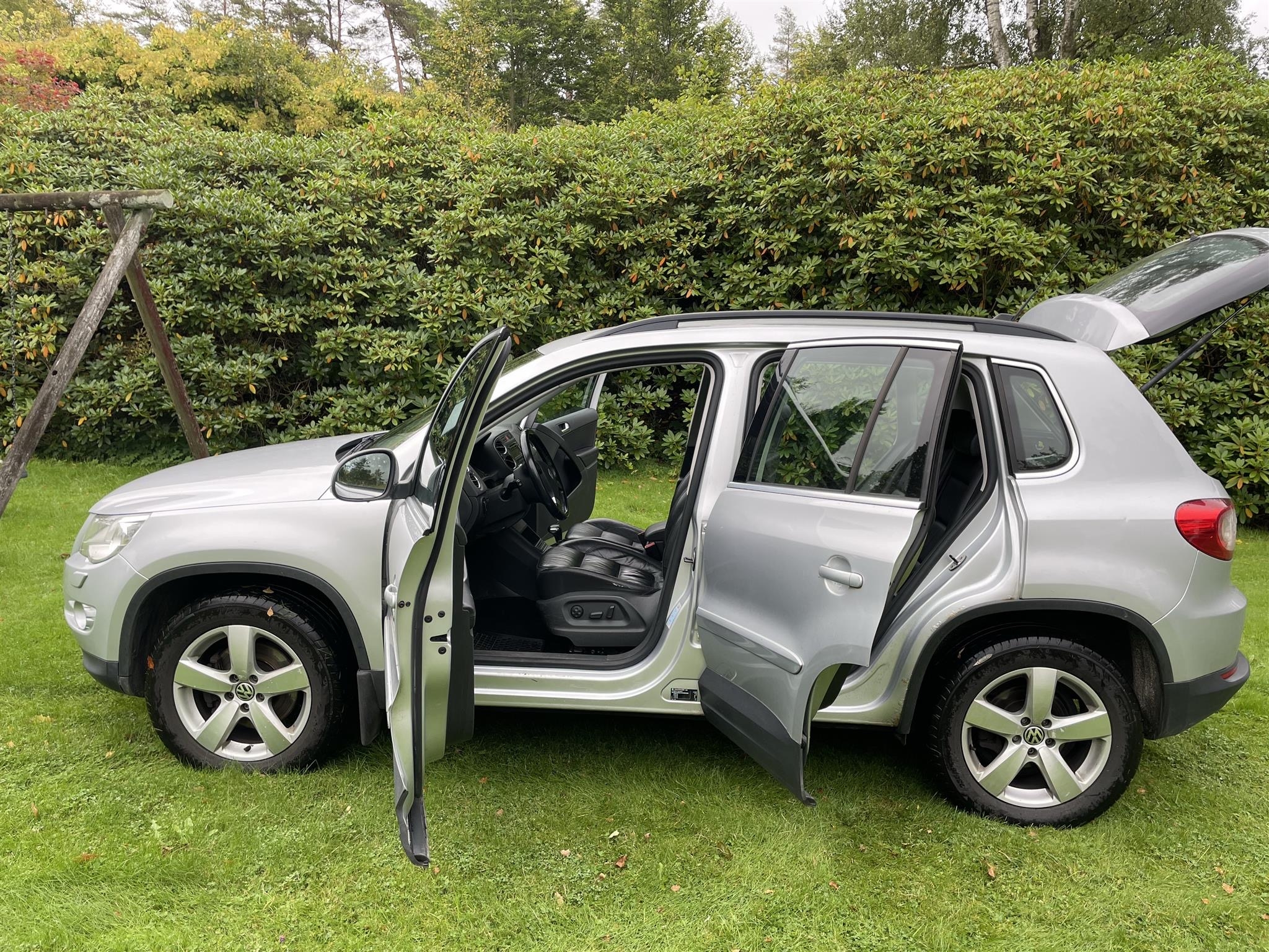 Volkswagen Tiguan 2010, bild 3/4