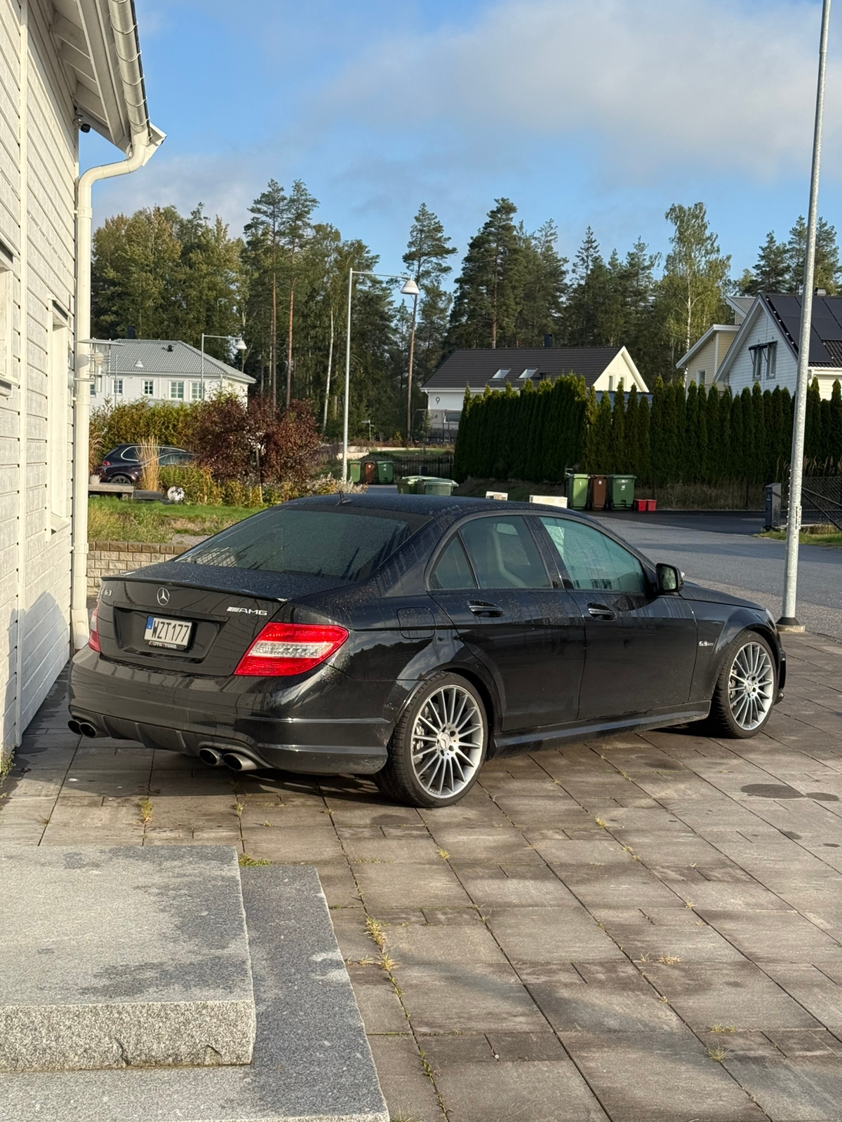 Mercedes-Benz C 63 AMG 7G-Tronic 2008, kuva 2/9