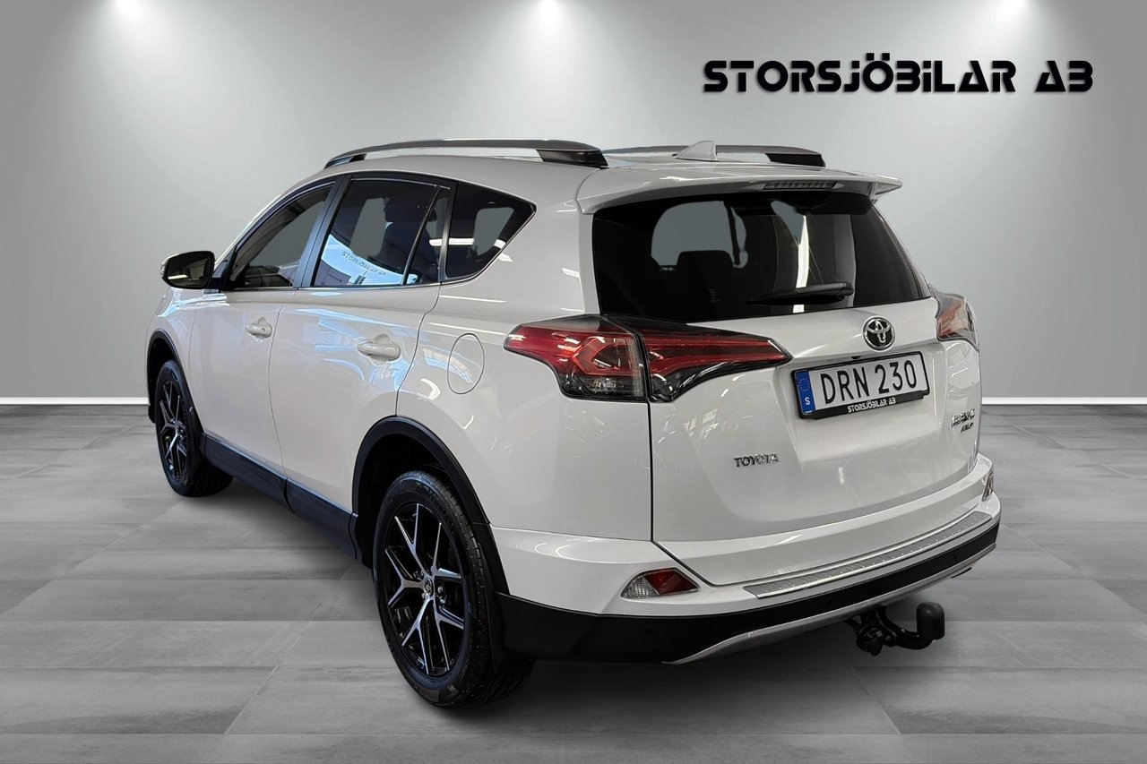 Toyota RAV4 2017, bild 5/10