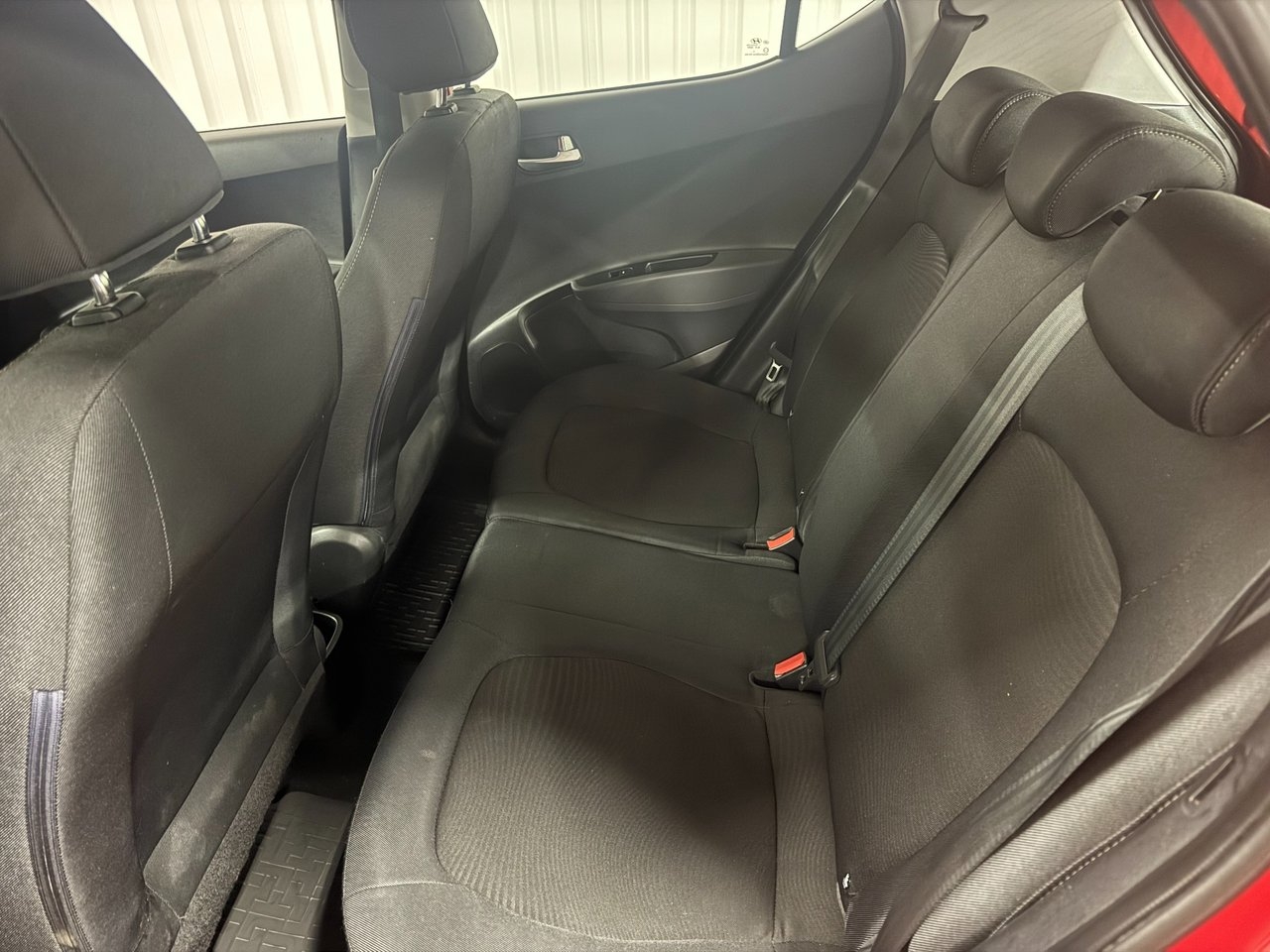 Hyundai i10 1.0 ComfortPlus 2015, bild 6/10