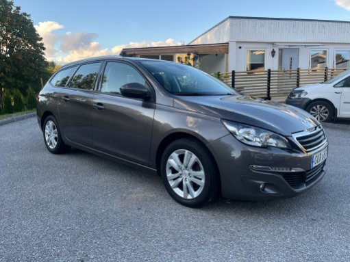 Peugeot 308 SW 1.2 PureTech 110 Manuell 2015, bild 2/6
