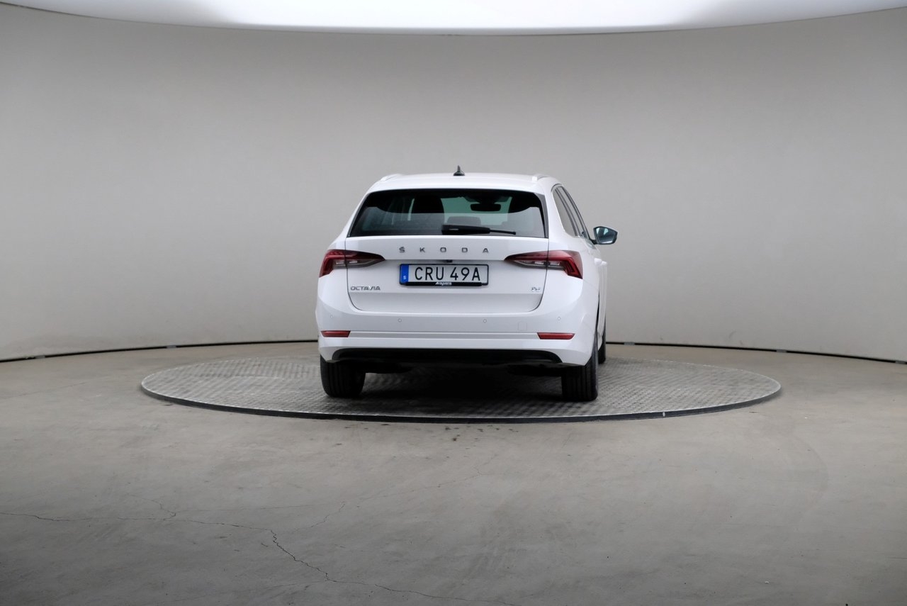 Skoda Octavia 2023, bild 5/10