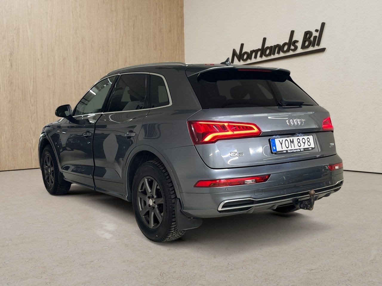 Audi Q5 2017, photo 2/7