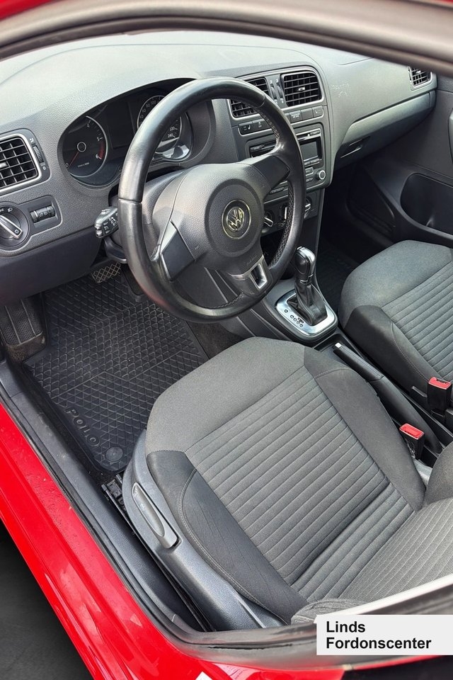 Volkswagen Polo 2012, bild 6/8