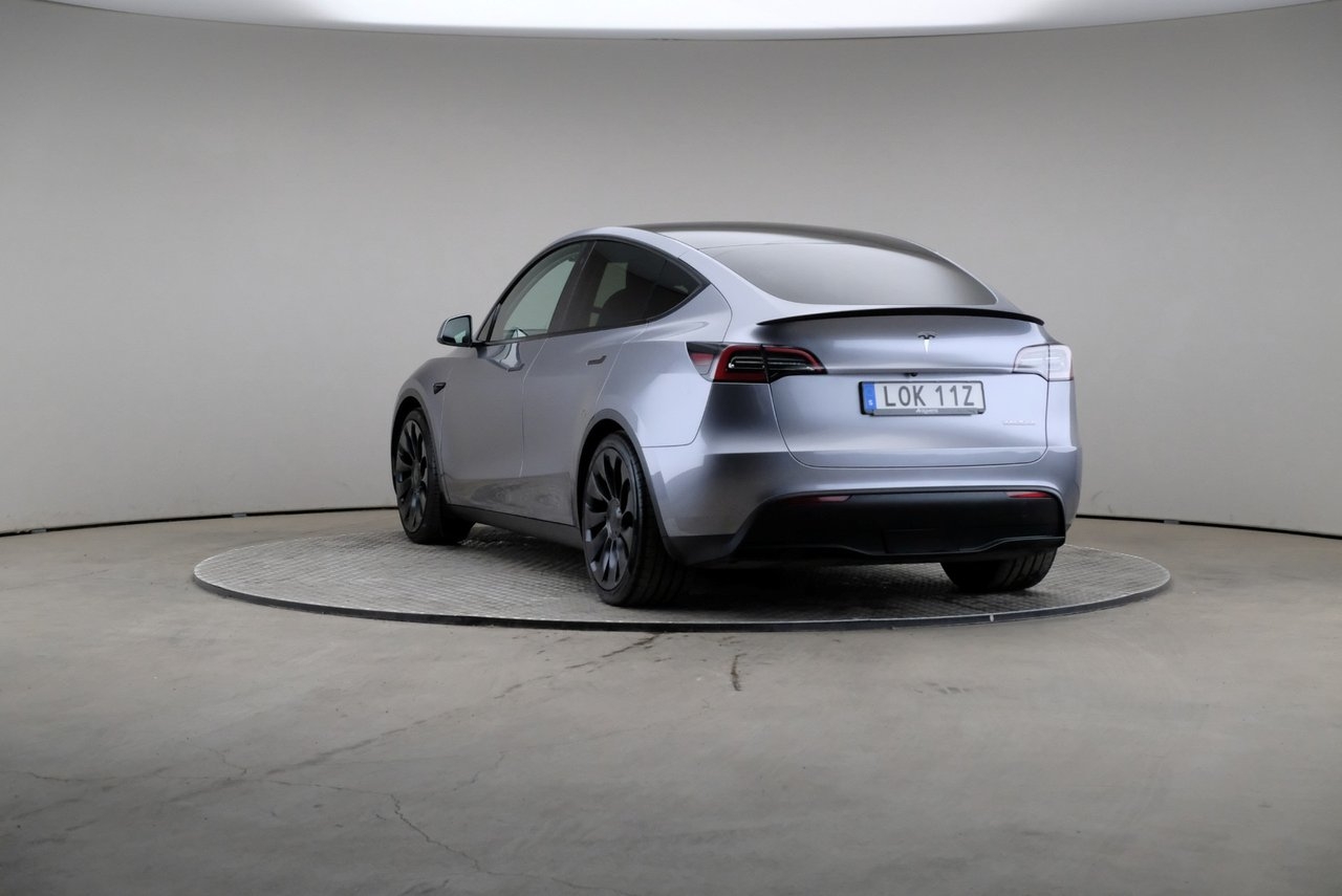 Tesla Model Y 2023, bild 2/10