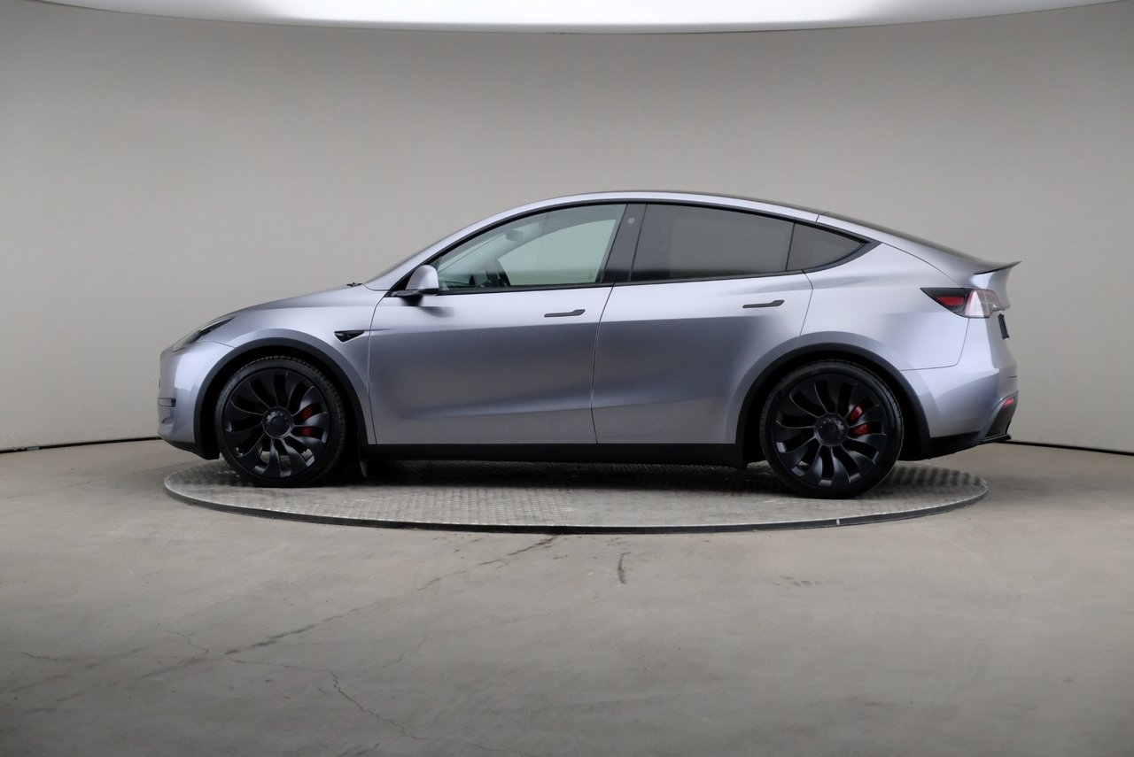 Tesla Model Y 2023, bild 4/10