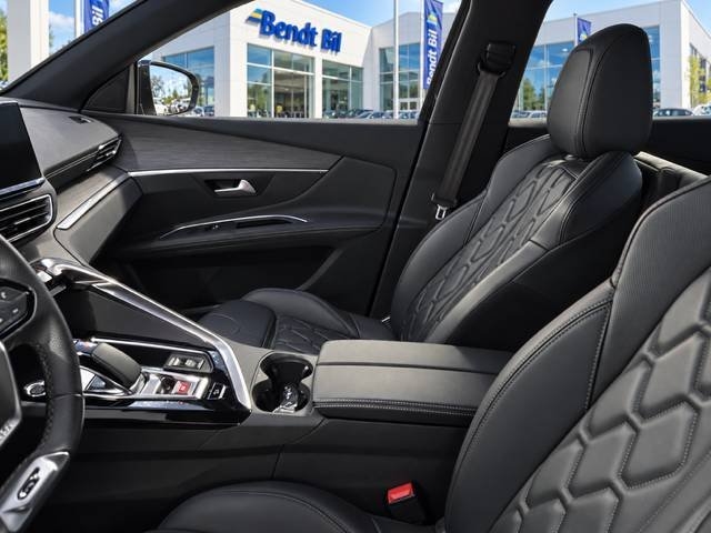 Peugeot 3008 2021, photo 3/4