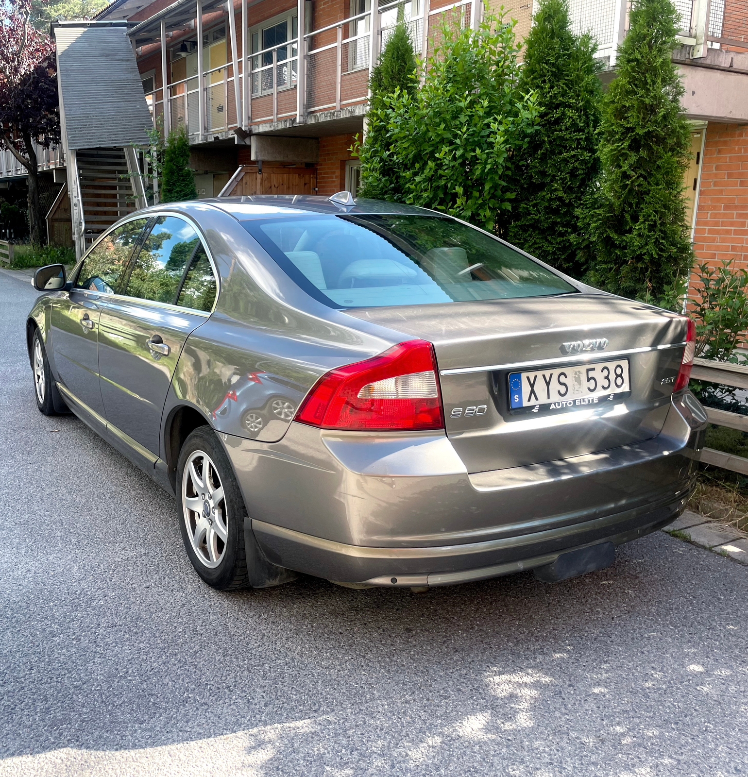 Volvo S80 2.5T Geartronic 2007, photo 2/4