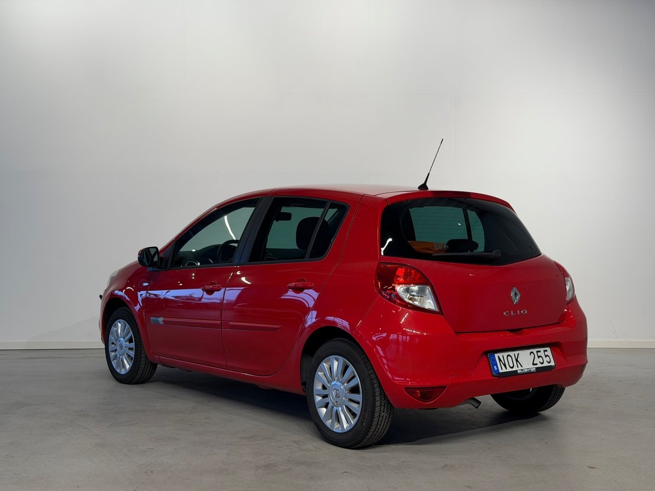 Renault Clio 5-dörrars Halvkombi 1.2 2012, bild 4/10