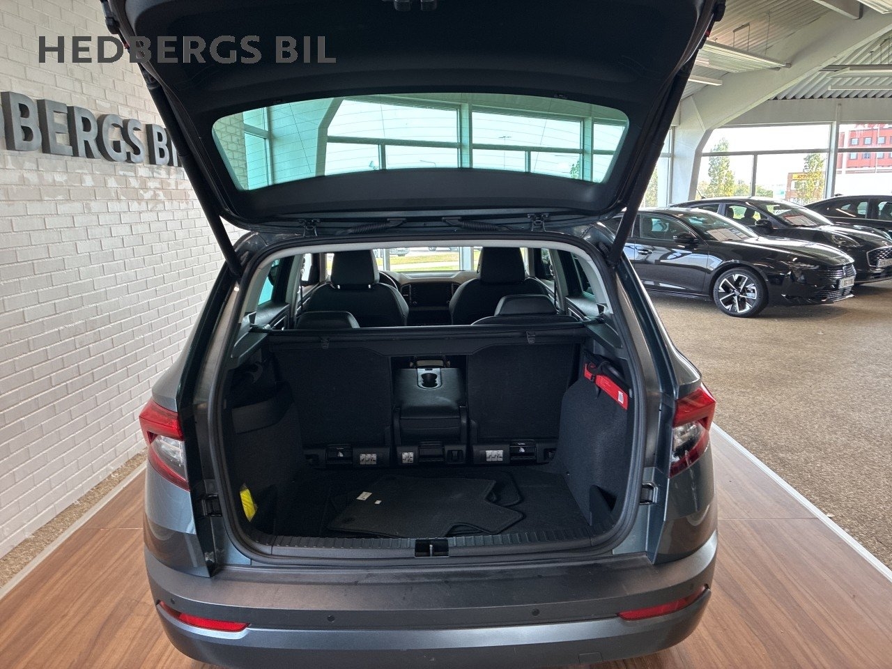 Skoda Karoq 1.5 TSI ACT Style 2021, bild 6/10